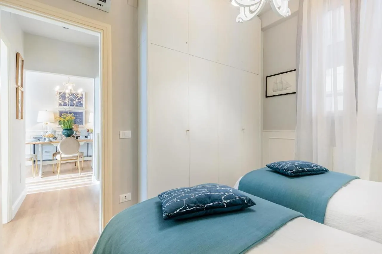 Appartmento Fronte Mare Con Garage Privato Lido di Camaiore
