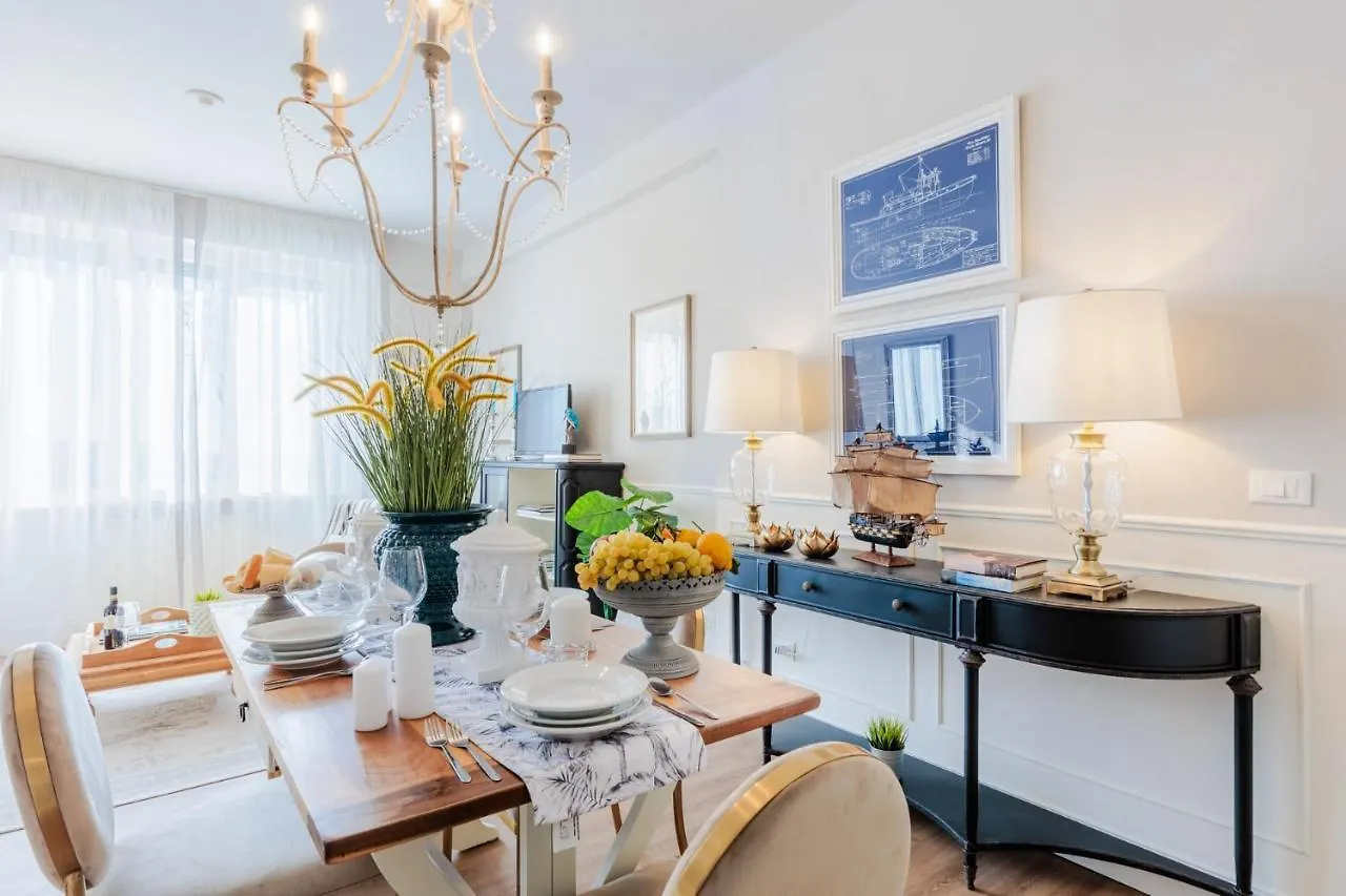 Appartmento Fronte Mare Con Garage Privato Lido di Camaiore Apartamento